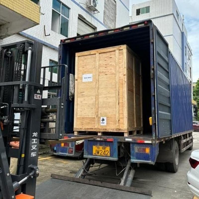 Export Packing & Global Delivery