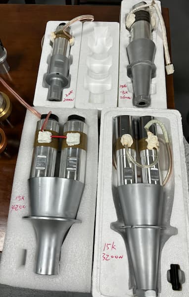 15kHz high-power ultrasonic transducer for thick plastic welding – Timeast TEC.jpg
