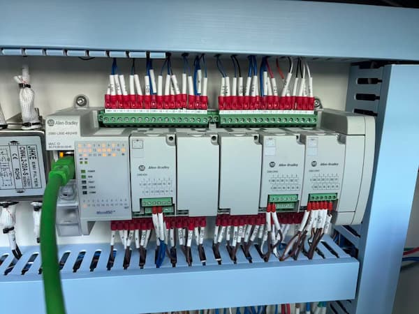 1771001198274435.jpg Integrated HMI Control Interface.jpg