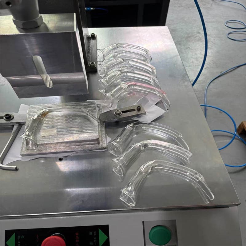 ultrasonic-welding-medical-sample-testing-process.jpg